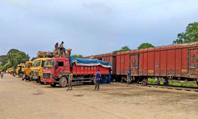 দর্শনা রেলবন্দর ব্যবসায়ীদের জন্য আশির্বাদ