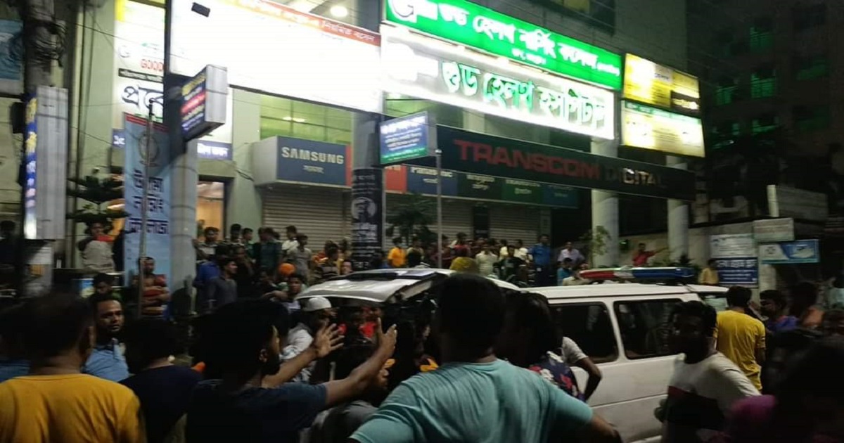 রংপুরে ভুল চিকিৎসায় মৃত্যুর অভিযোগ; মরদেহ নিয়ে স্বজনদের বিক্ষোভ