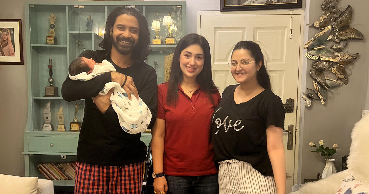 রাজ্যকে দেখতে পরীর বাসায় অপু বিশ্বাস