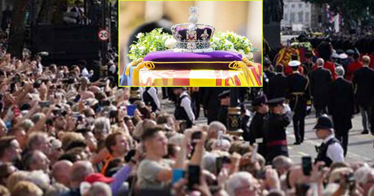 রানির প্রতি শ্রদ্ধা জানাতে মানুষের দীর্ঘ লাইন