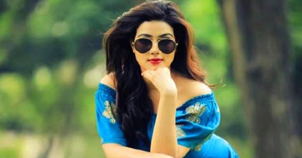 আওয়ামী লীগের মনোনয়ন ফরম কিনছেন মাহিয়া মাহি