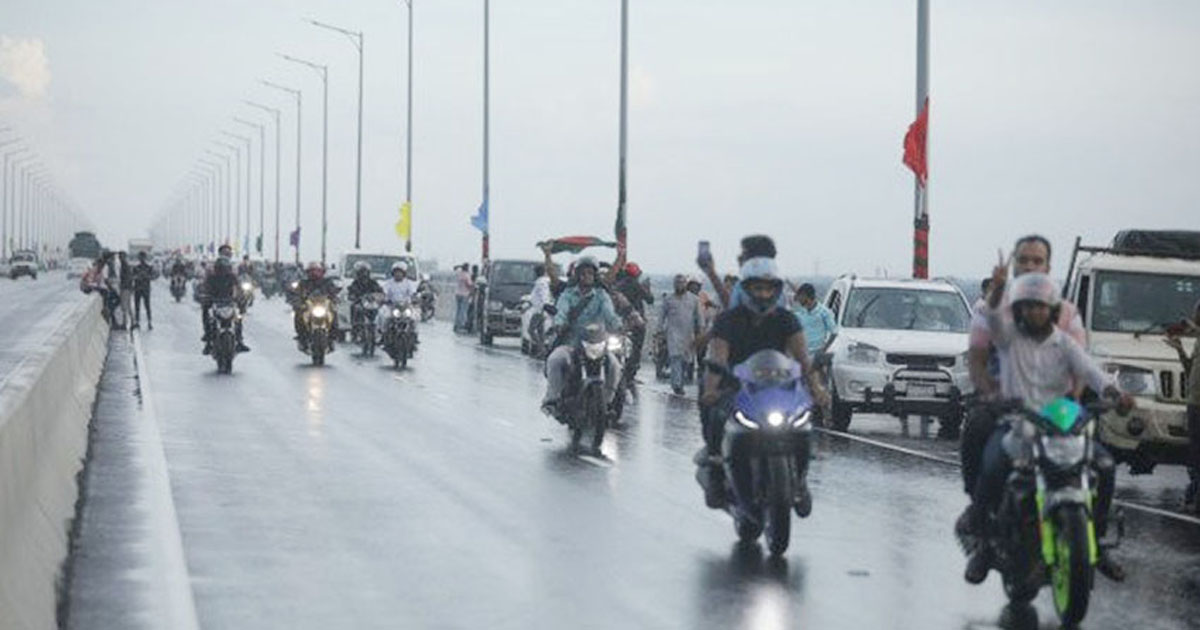 মহাসড়কে মোটরসাইকেল চলাচল বন্ধে সংসদীয় কমিটির সুপারিশ