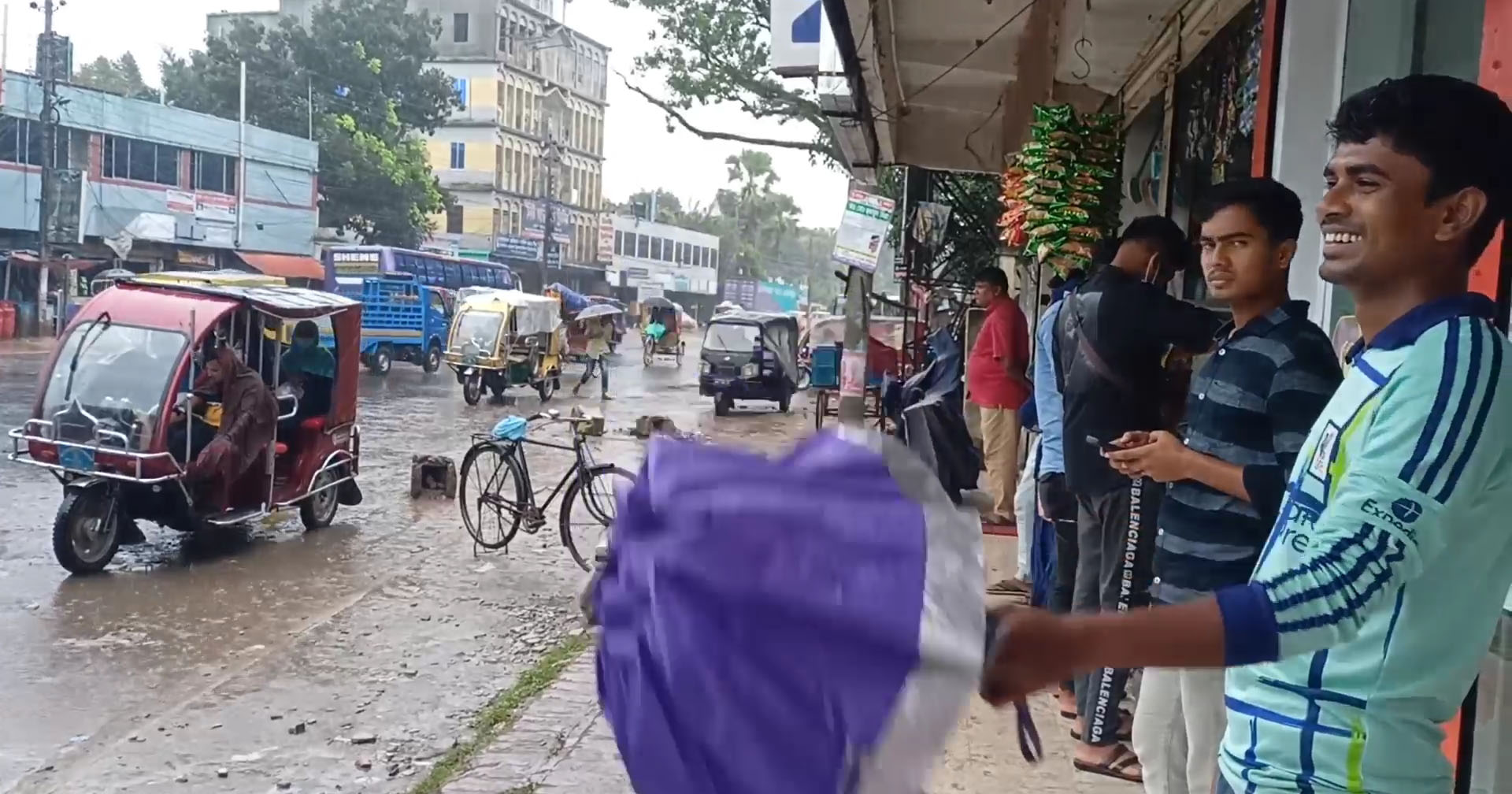 ঘূর্ণিঝড় সিত্রাংয়ের প্রভাব মাগুরায়