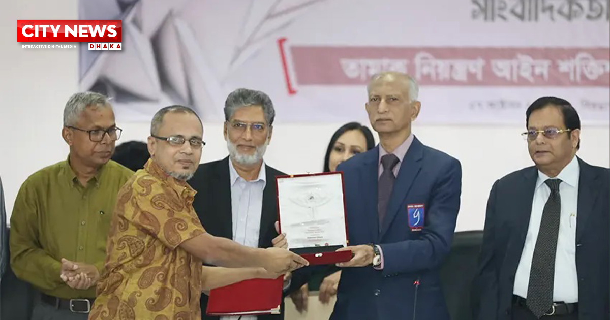 প্রজ্ঞা তামাক নিয়ন্ত্রণ সাংবাদিকতা পুরস্কার পেলেন মানবজমিনের শামীমুল হক