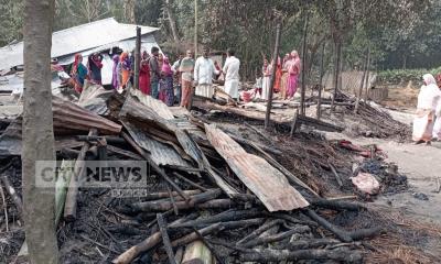 সুন্দরগঞ্জে অগ্নিকাণ্ডে দুইটি বসতবাড়ি ভষ্মিভূত