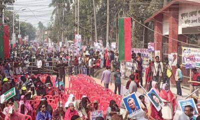 খুলনায় পৌনে ২ ঘণ্টা আগেই শুরু বিএনপির সমাবেশ