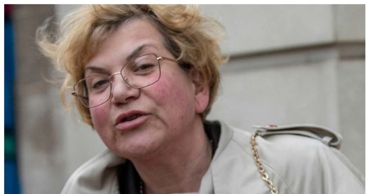 ভুয়া ডিগ্রি দেখিয়ে ইংল্যান্ডে ২০ বছর ডাক্তারি করে গেলেন নারী