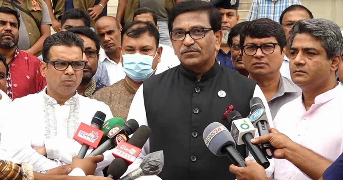 বিডিআর বিদ্রোহের দিন খালেদা জিয়ার গতিবিধি ছিল সন্দেহজনক : হানিফ