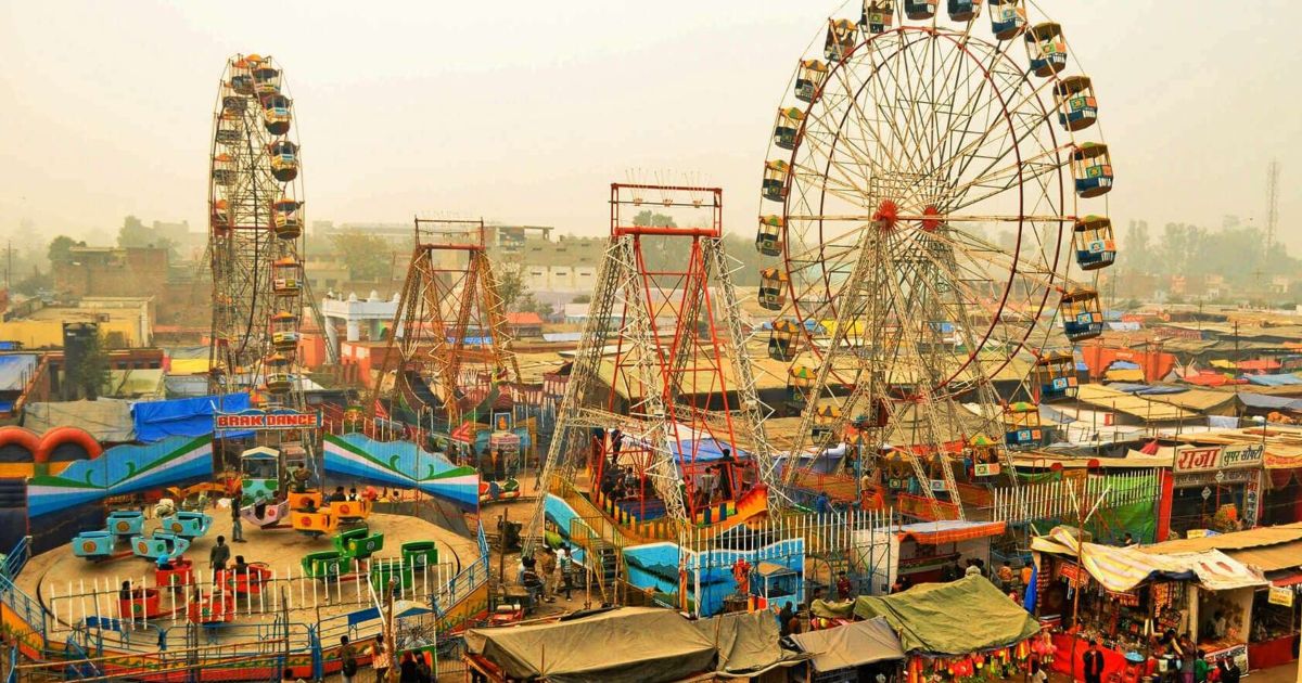 শতবর্ষী মেলা শুরু হয়েছে মোংলায়