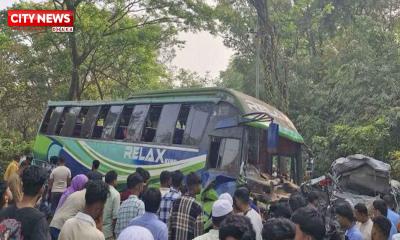চট্টগ্রামে বাস ও মাইক্রোবাসের মুখোমুখি সংঘর্ষে নিহত বেড়ে ১০