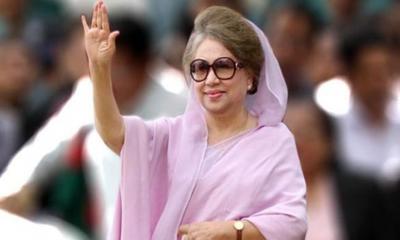 সাবেক প্রধানমন্ত্রী খালেদা জিয়া ৫ মে’র পরিবর্তে  ৬ মে  দেশে ফিরবেন
