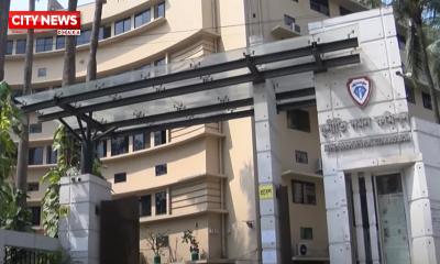 দুদকের সাবেক চেয়ারম্যান ও সচিবের বিরুদ্ধে মামলার আবেদন