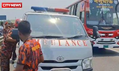 ঢাকা-মাওয়া এক্সপ্রেসওয়েতে অ্যাম্বুলেন্সে বাসের ধাক্কায় নিহত ৫