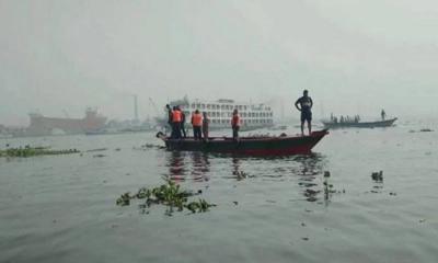 পটুয়াখালীতে ট্রলারডুবিতে নারী নিহত, বরসহ নিখোঁজ ৪