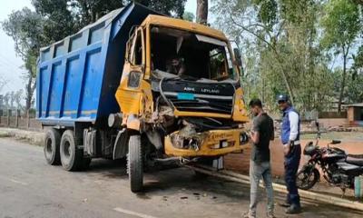 লালমনিরহাটে ট্রাকের সঙ্গে পুলিশের গাড়ির সংঘর্ষে ১৫ পুলিশ সদস্য আহত