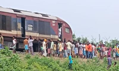 মাতাল স্বামীর হাত থেকে রক্ষা পেতে ২ সন্তান নিয়ে ট্রেনের নিচে ঝাঁপ