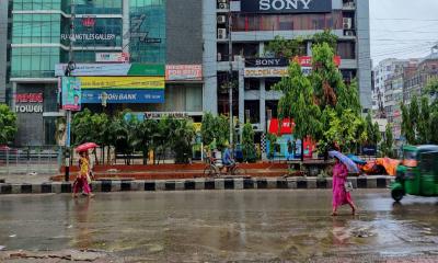 রাজধানীতে ২৪ ঘণ্টায় ১৪০ মিমি বৃষ্টি, ঝরতে পারে দিনভর