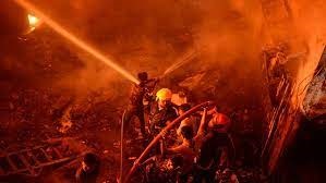 মগবাজারে নির্মাণাধীন ভবনে আগুন