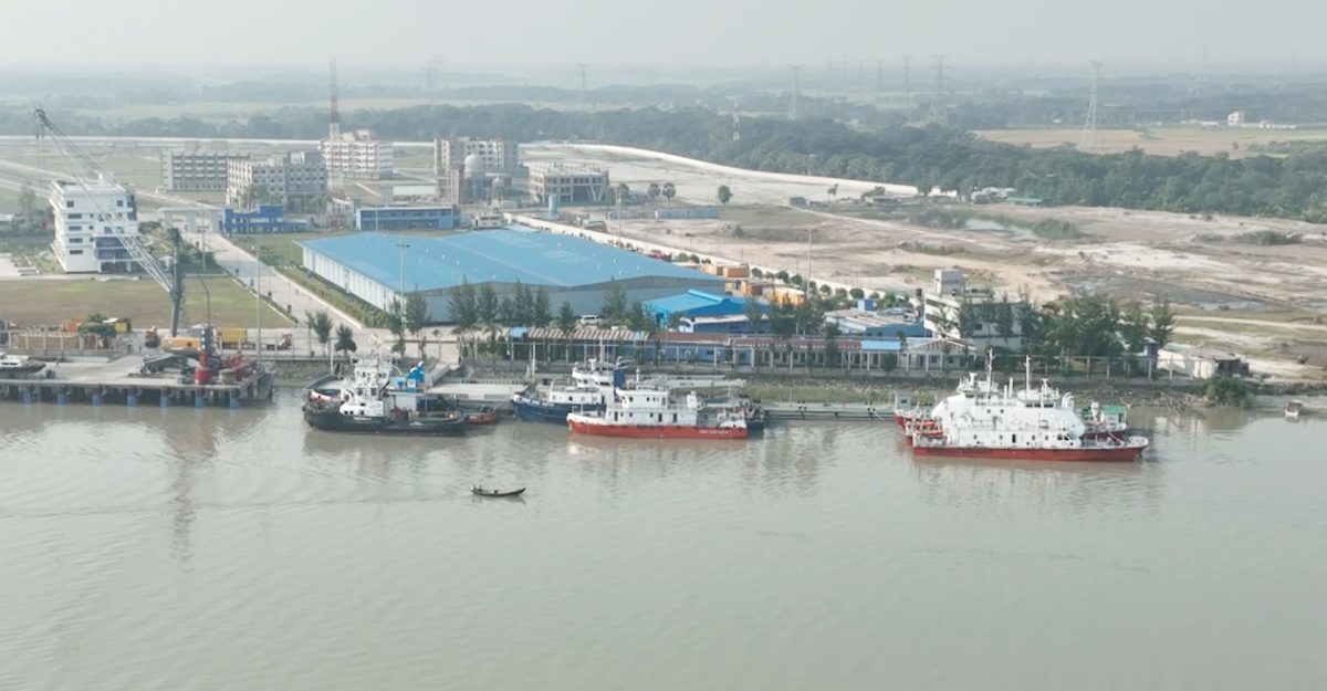 পায়রা বন্দর: উদ্বোধনের আগেই হাজার কোটি টাকা আয়