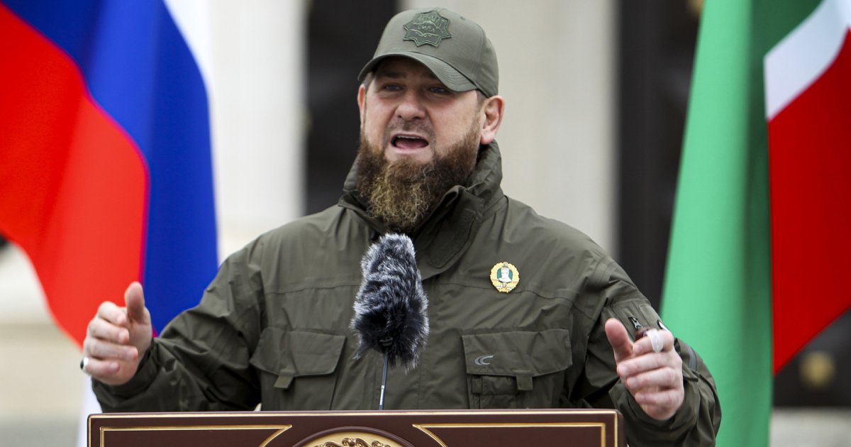 রুশ বাহিনীর পক্ষে ইউক্রেনে আরও ৩ হাজার যোদ্ধা পাঠাবে কদিরভ