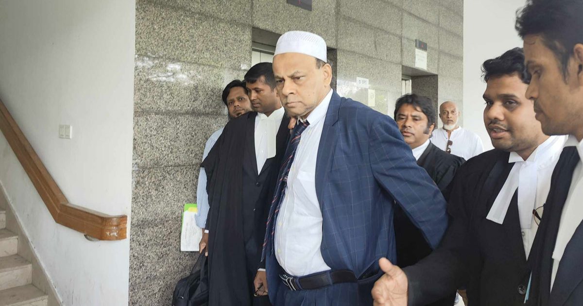 আল্লাহর কাছে বিচার দিলাম : সাংবাদিকদের কক্সবাজারের জেলা জজ