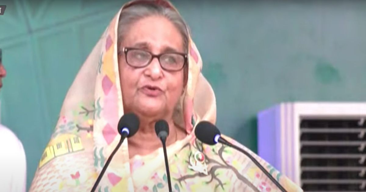 খুলনা পৌঁছেছেন প্রধানমন্ত্রী