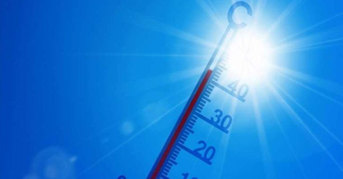 চীনের ইতিহাসে সর্বোচ্চ ৫২.২ ডিগ্রি সেলসিয়াস তাপমাত্রার রেকর্ড