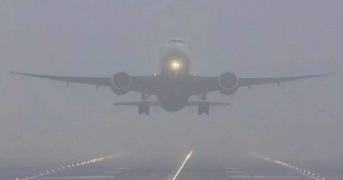 ঘন কুয়াশার কারণে ঢাকার দুই ফ্লাইট গেলো কলকাতায়