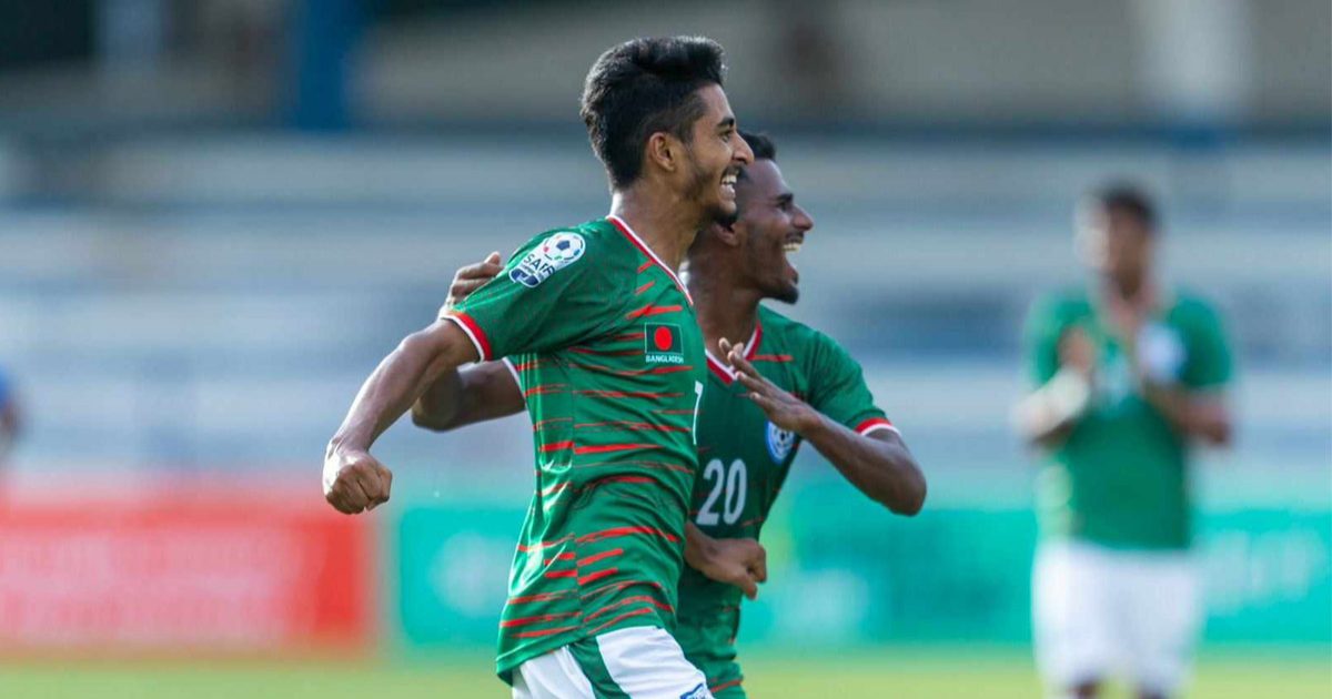 দুই পরিবর্তন নিয়ে সেমির লক্ষ্যে বাংলাদেশ