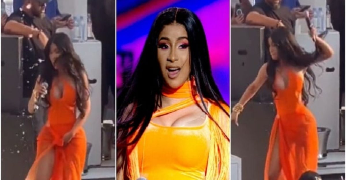 দর্শক ছুড়লেন পানির বোতল, মঞ্চেই প্রতিশোধ গায়িকার