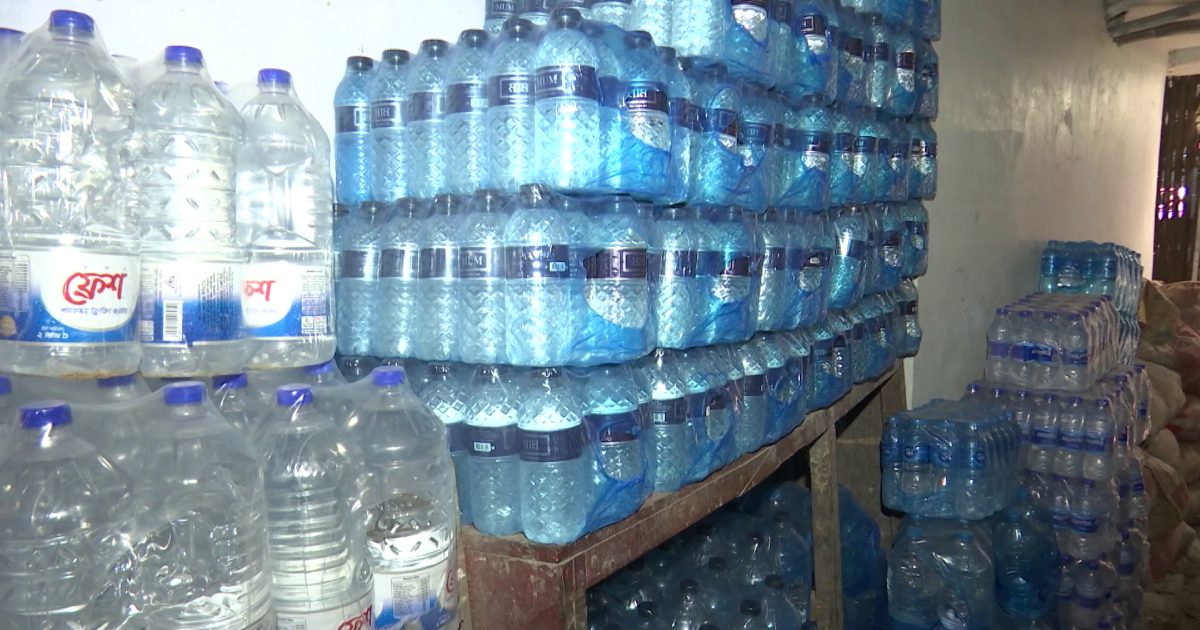 ৫০ শতাংশ পর্যন্ত বেড়েছে খাবার পানির দাম