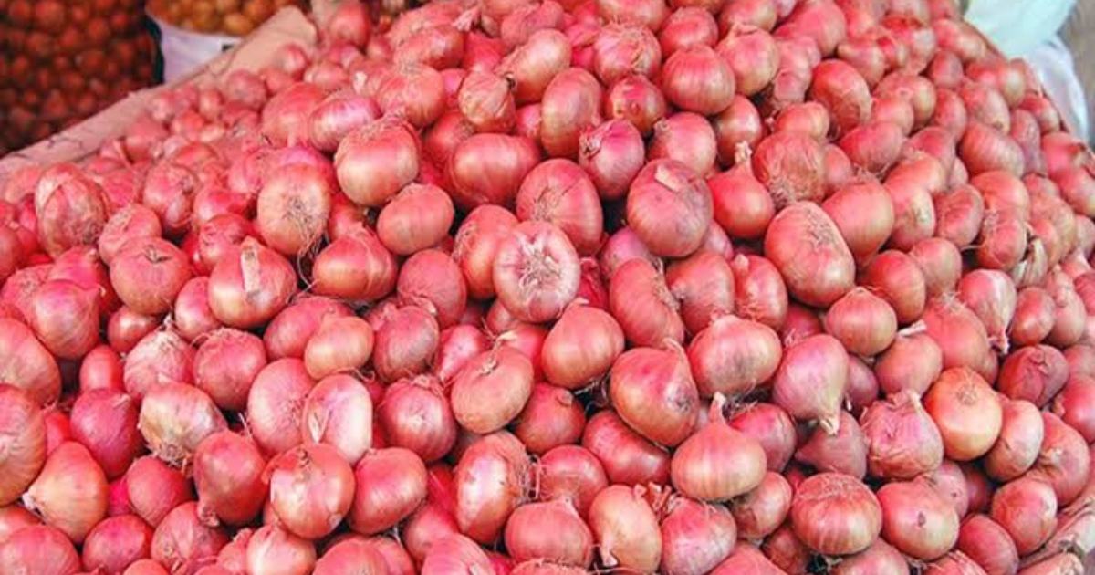 ৪৫ টাকায় আমদানি করা পেঁয়াজ বিক্রি ৮০ টাকায়