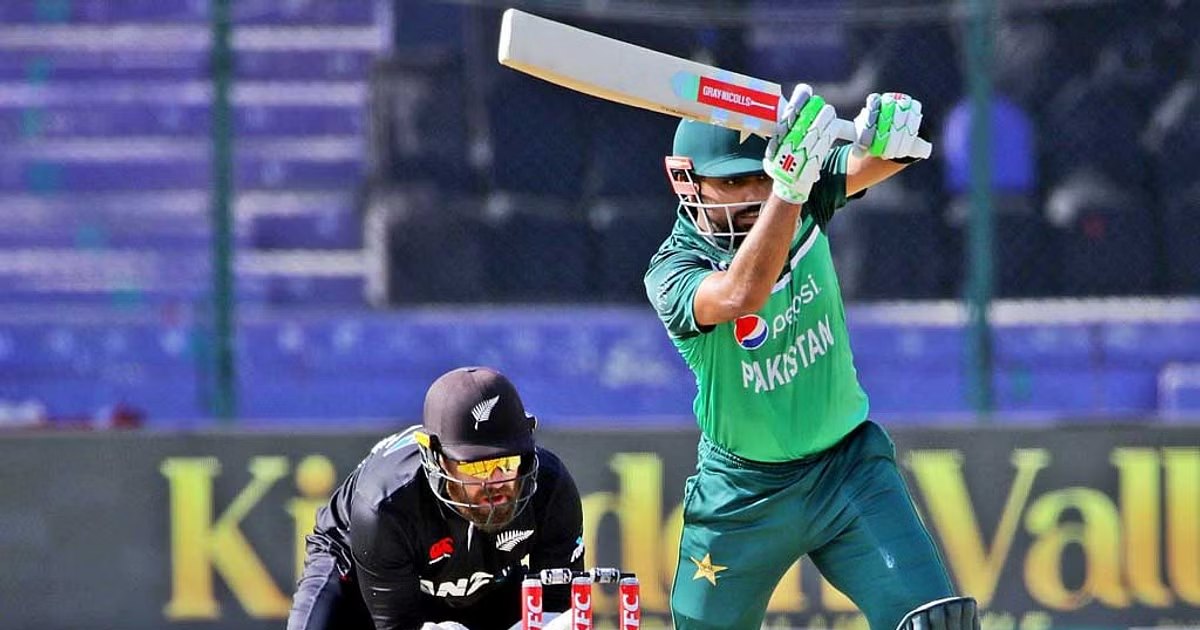 সেঞ্চুরির রেকর্ডেও সবাইকে পেছনে ফেললেন বাবর আজম