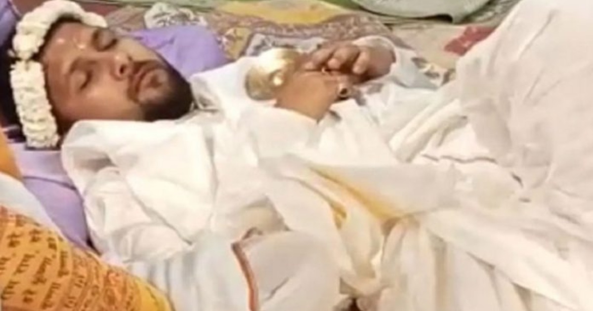 বিয়ের পিঁড়িতে বরের ঘুম, কনে নিজেই ভাঙল বিয়ে