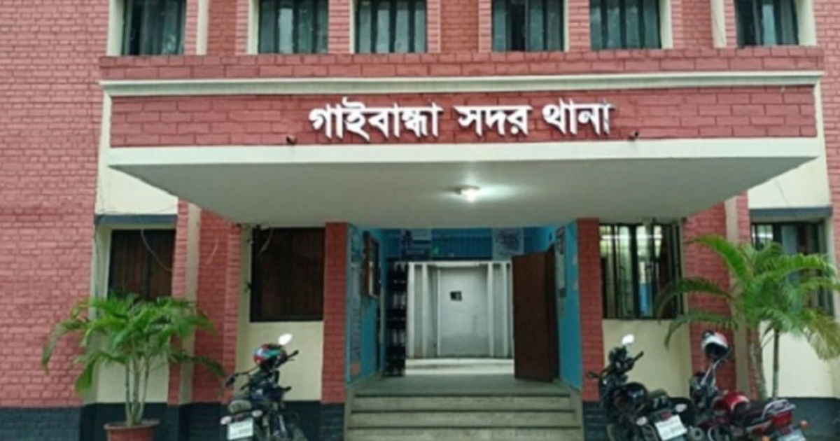 প্রধান শিক্ষক হাসপাতালে সহকারী শিক্ষকদের মারধরে