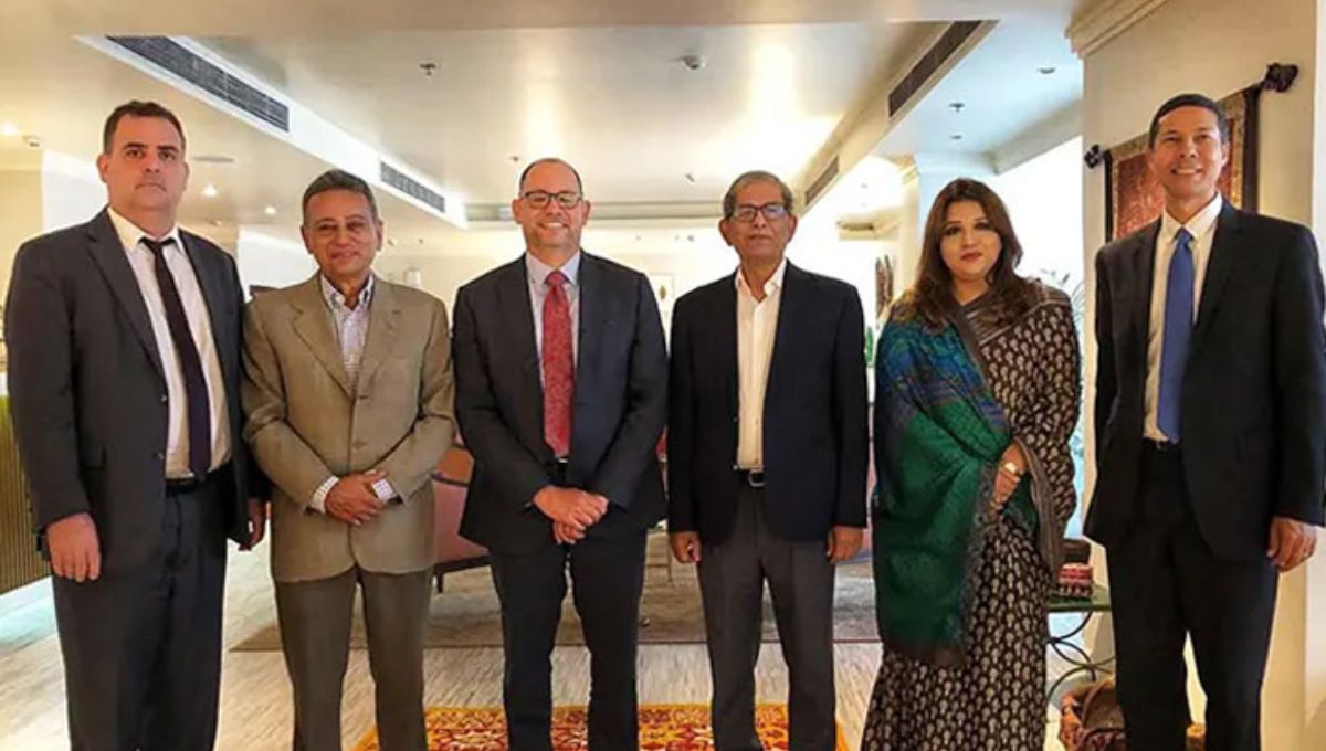 মার্কিন রাষ্ট্রদূতের সঙ্গে বিএনপির ৩ নেতার বৈঠক