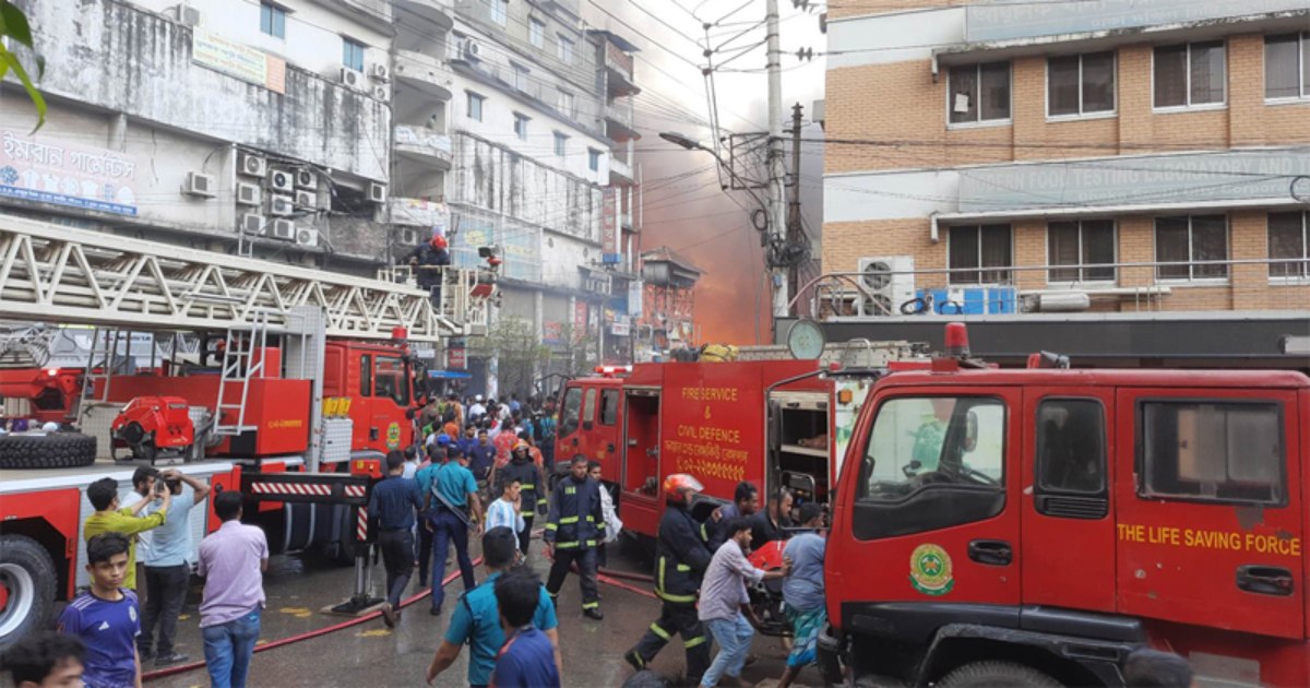 ফায়ার সার্ভিস দফতরে হামলায় ৩ জনের রিমান্ড মঞ্জুর