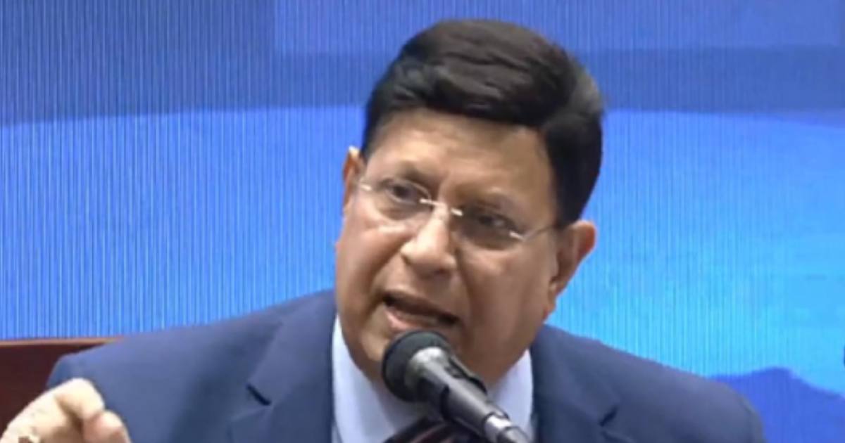 ওয়াশিংটন বিমানবন্দরে শেখ হাসিনার যাত্রা বিলম্বের