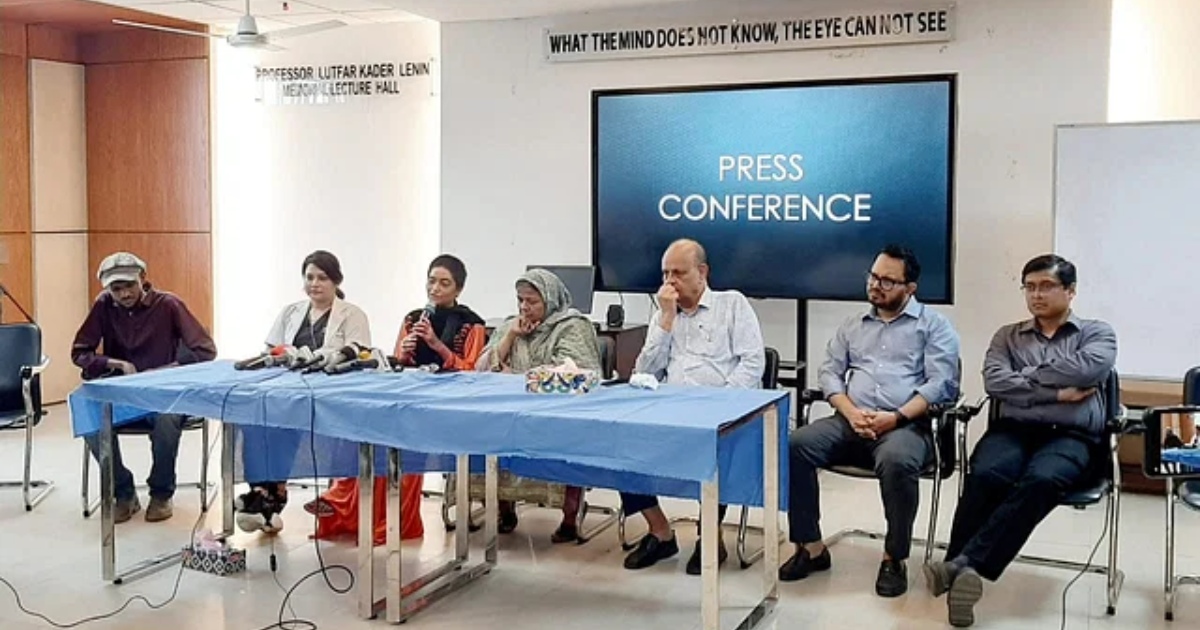 চোখের সামনে দেখছিলাম আমার দুই হাতের চামড়া ফেটে যাচ্ছে