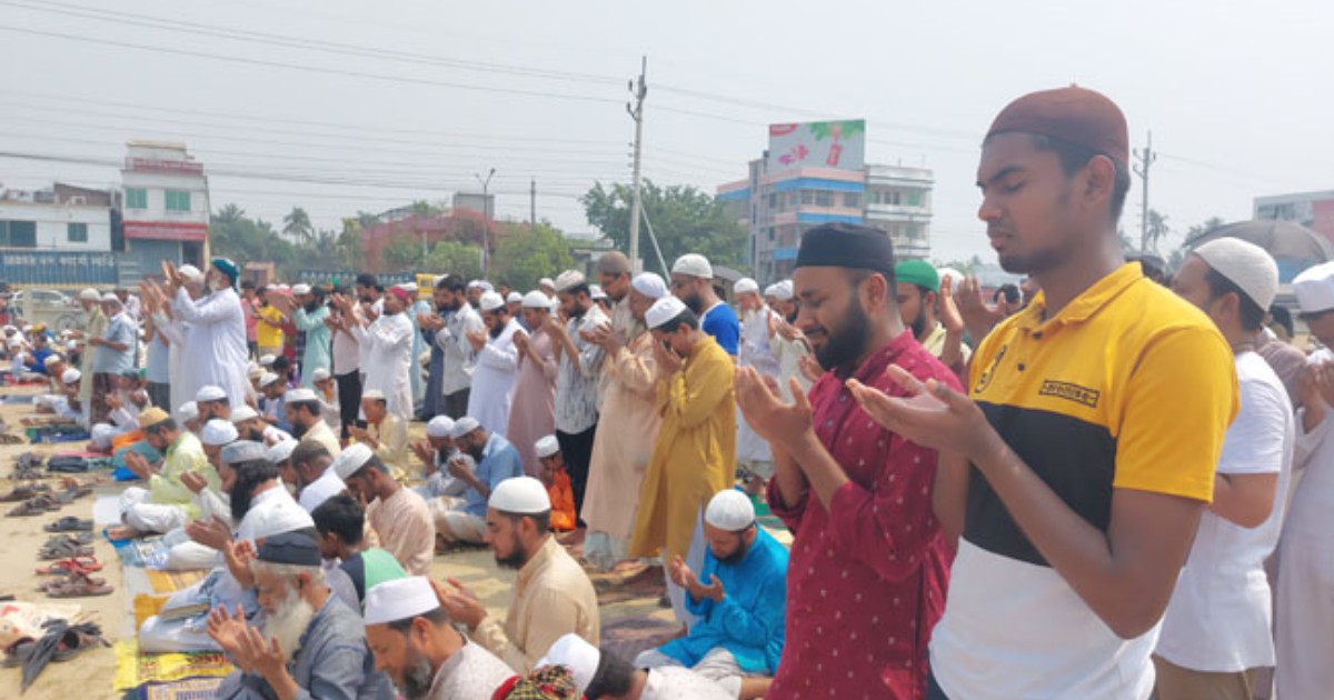 বৃষ্টি চেয়ে আল্লাহর কাছে বিশেষ মোনাজাত