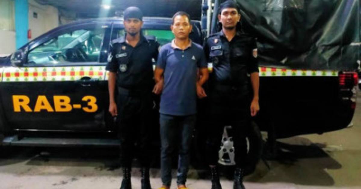 ১২ বছর ধরে পলাতক যাবজ্জীবন সাজাপ্রাপ্ত আসামি গ্রেপ্তার