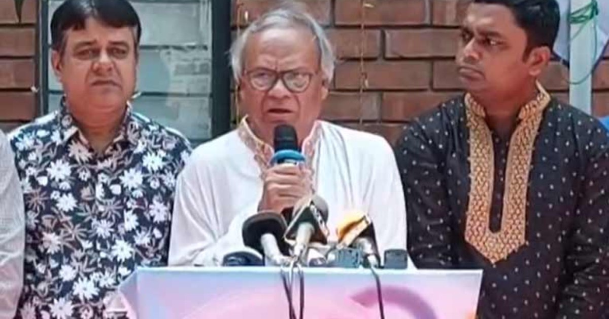 মনে হয় ঘরে-বাইরে কেউ যেন অনুসরণ করছে: রিজভী