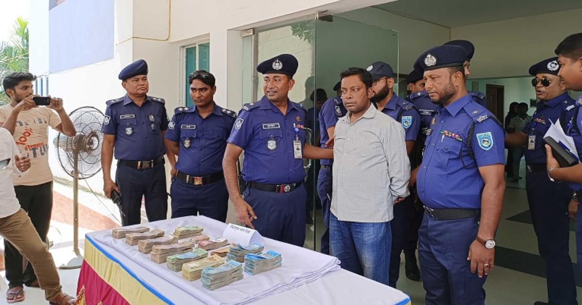 গাইবান্ধায় কৃষি উন্নয়ন ব্যাংকের প্রায় ১৩ লাখ টাকা উদ্ধার