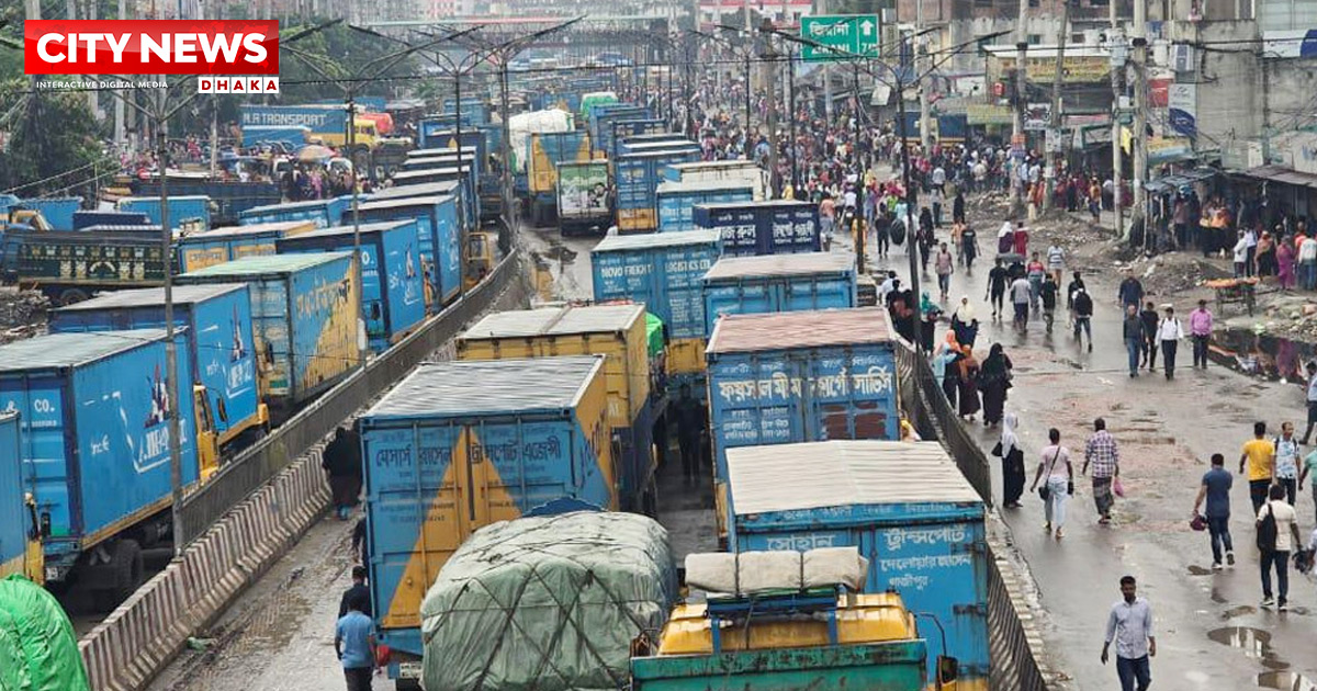 টানা ৪৮ ঘণ্টা মহাসড়ক অবরোধ, চরম দুর্ভোগে জনজীবন