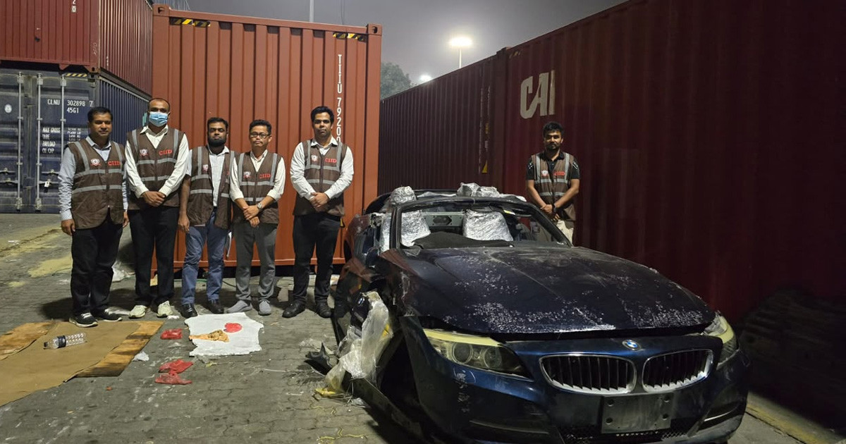 BMW sports car, five half-cut trucks found at Chattogram port