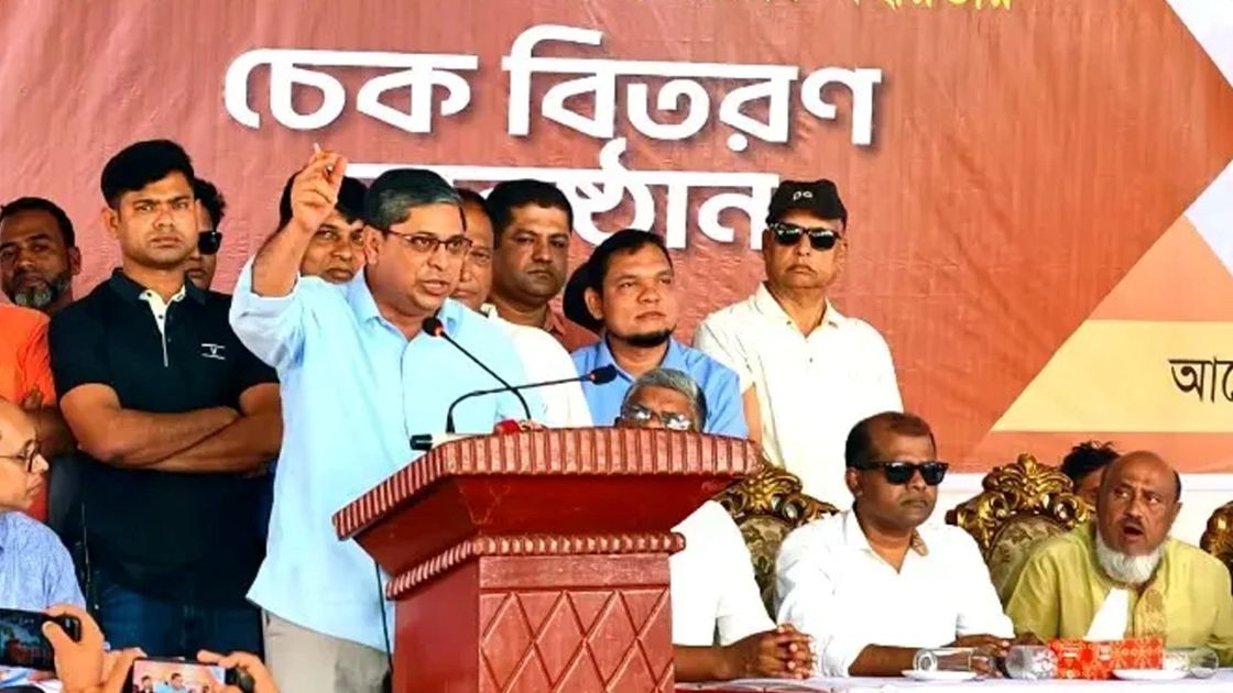 আগামী বছরের জানুয়ারিতে হবে স্থানীয় সরকার নির্বাচন: মীর শাহে আলম