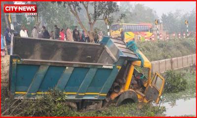 নওগাঁয় ডাম্প ট্রাকের চাপায় নিহত ৫