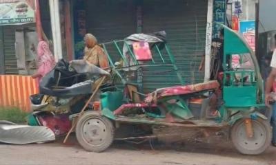 গাজীপুরে ট্রাক-অটোরিকশা মুখোমুখি সংঘর্ষে নিহত ৩