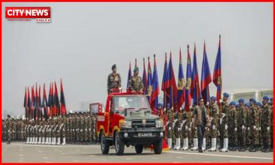 বর্ণাঢ্য কুচকাওয়াজে স্বাধীনতা দিবস উদযাপন
