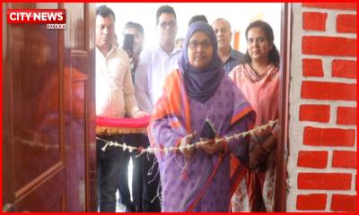 টিকাদান কেন্দ্রে মায়েদের স্বস্তি ফিরাতে পঞ্চগড় পৌরসভায় ‘ব্রেস্ট ফিডিং কর্নার’ উদ্বোধন